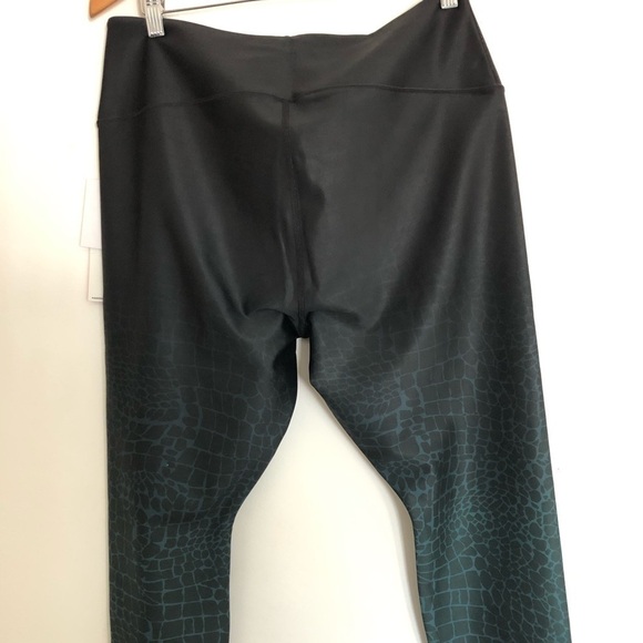 Good American Emerald Black Ombré Legging 5 2XL - Picture 8 of 13